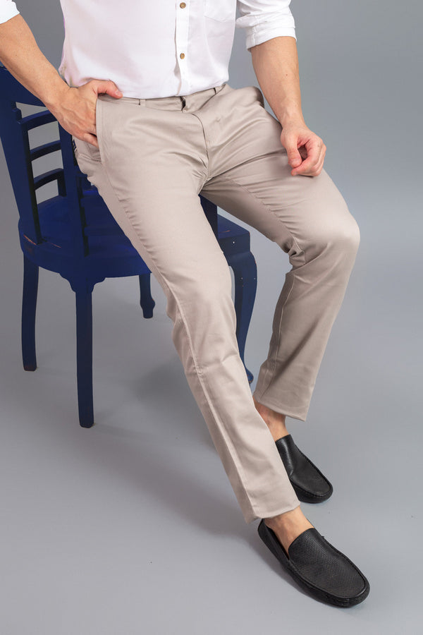 Calvin Klein Regular Fit Gray Mini Check Flat Front Wool Dress Pants | The  Suit Depot